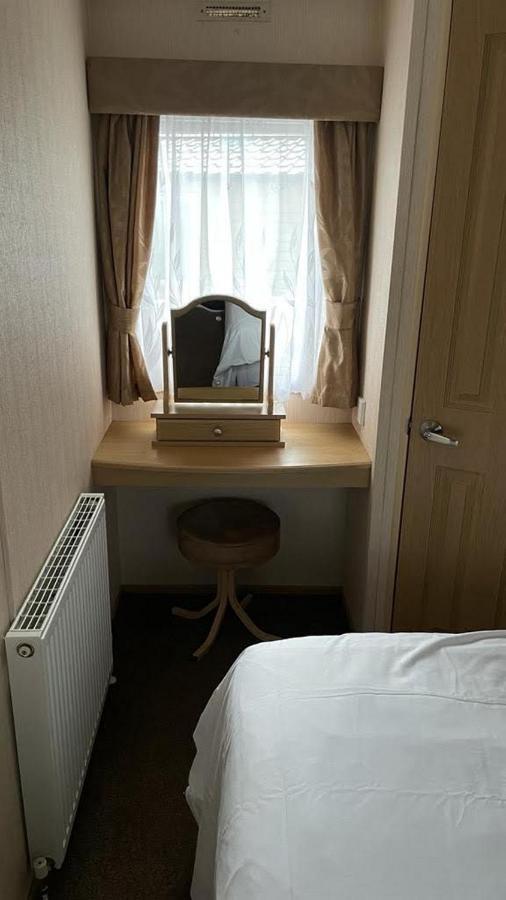 Mudeford Beach Lodge Eksteriør billede
